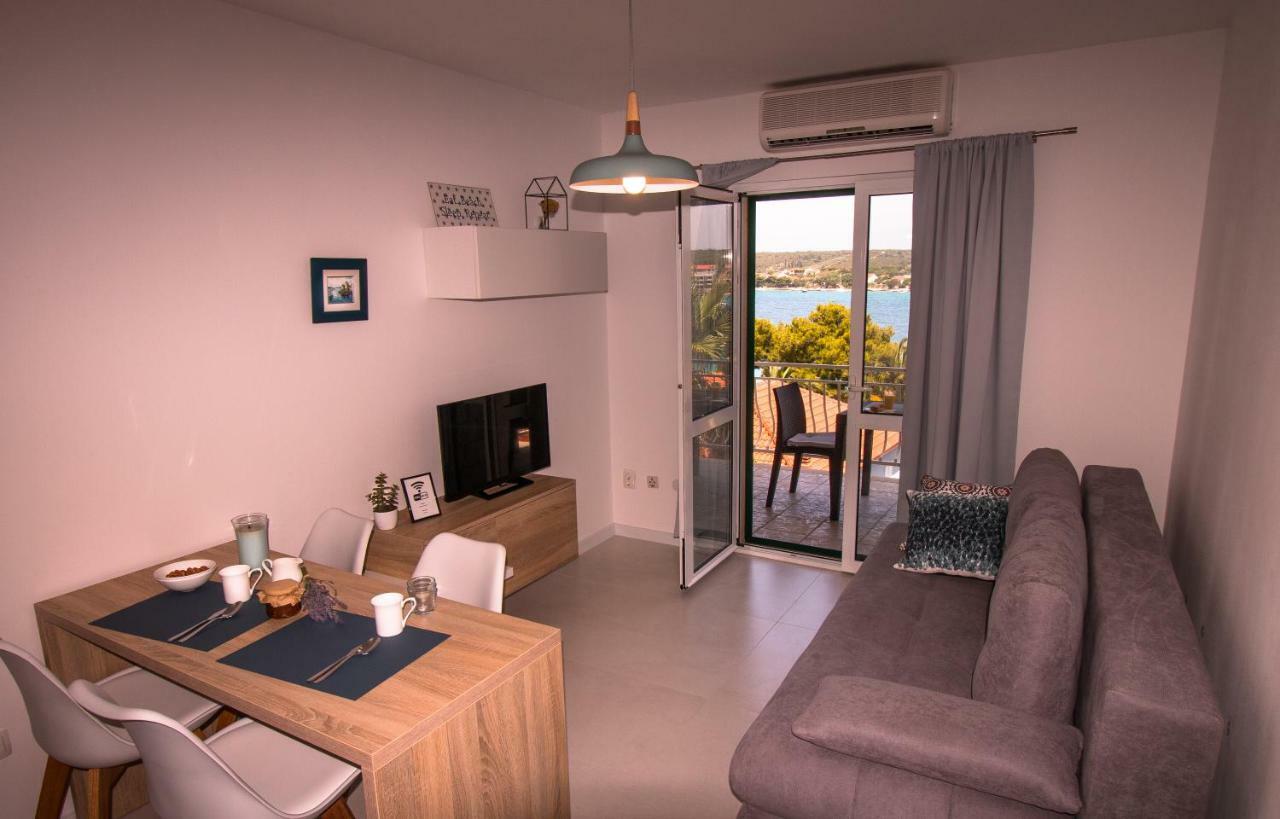 Ceratonia Apartments 로비스테 외부 사진